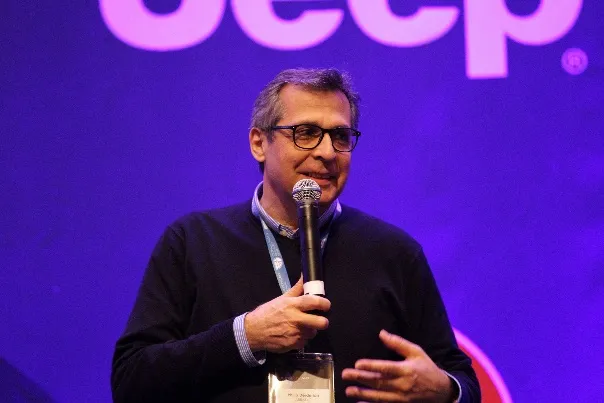 Professor PHILIP DERDERIAN